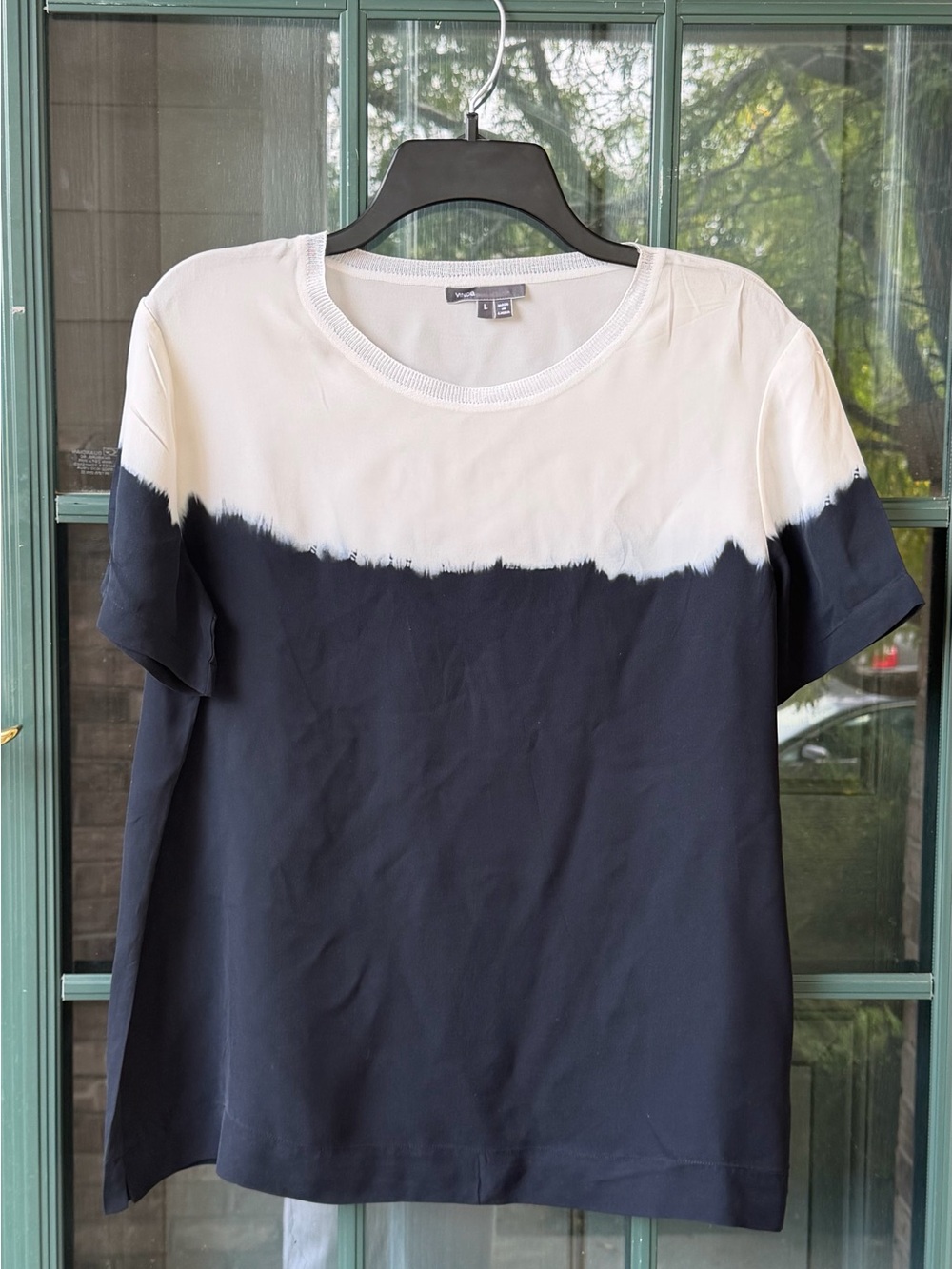 VINCE Two-Tone White & Navy Short Sleeve Silk Tee